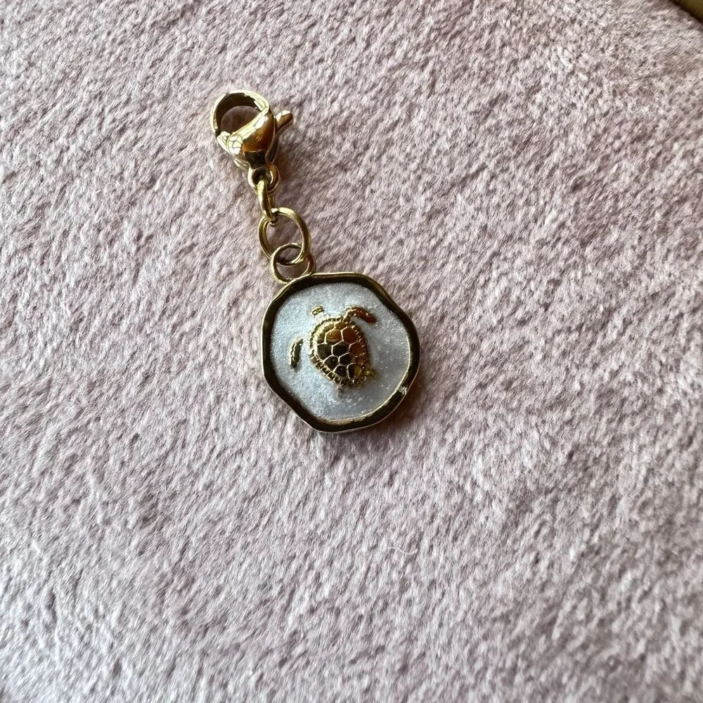 Sea Turtle Charm 18K Gold PVD Stainless Steel w/ Lobster Claw Clasp - Picture 6 of 10